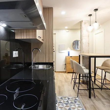 Chic Retreat Apartment